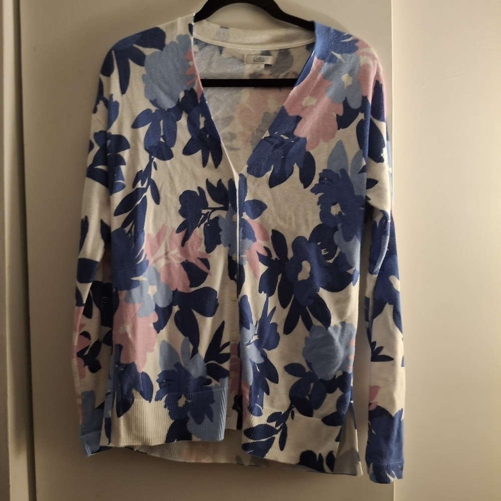 Croft & Barrow Women's Blue and Pink Button Front Floral Cardigan Sweater
